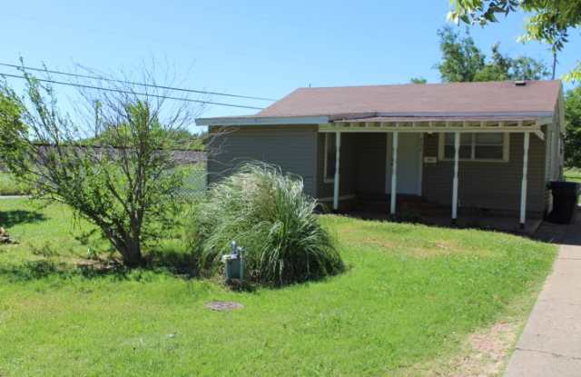 902 Northwest 99th Street