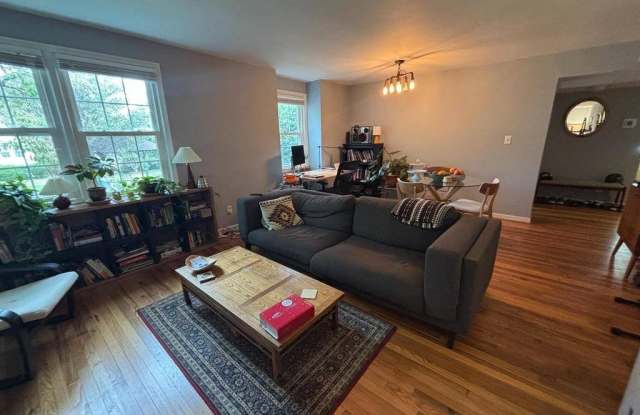 2213 Washington Avenue