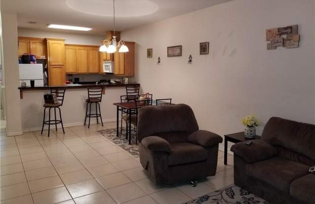 3036 Scottland Drive unit: 2