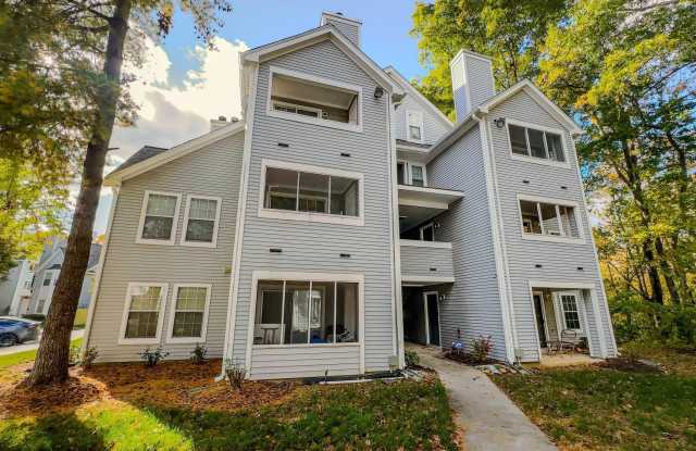 13560 LORD STERLING Place unit: 9-4