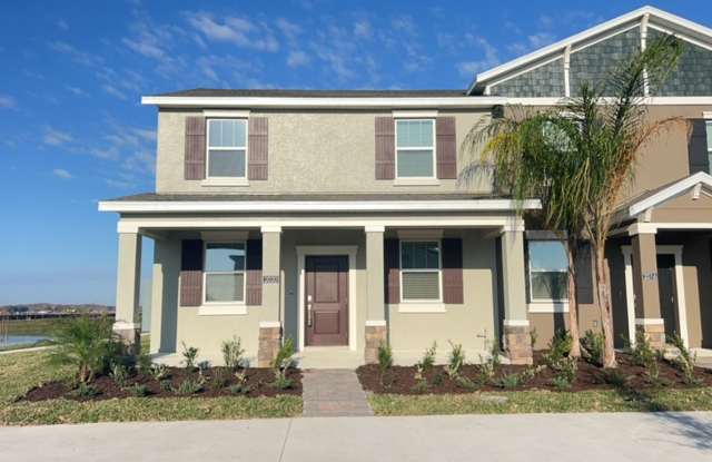 Spacious Corner Unit 3BR/2.5BA Townhome in Kissimmee!