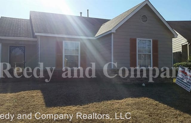 4407 Pecan Creek Cir S - 4407 Pecan Creek Circle South, Shelby County, TN 38128