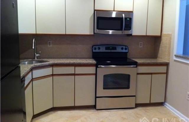 26-d James Buchanan Drive