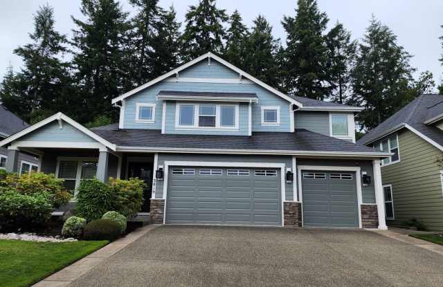 Beautiful Campus Glen 4-Bedroom!