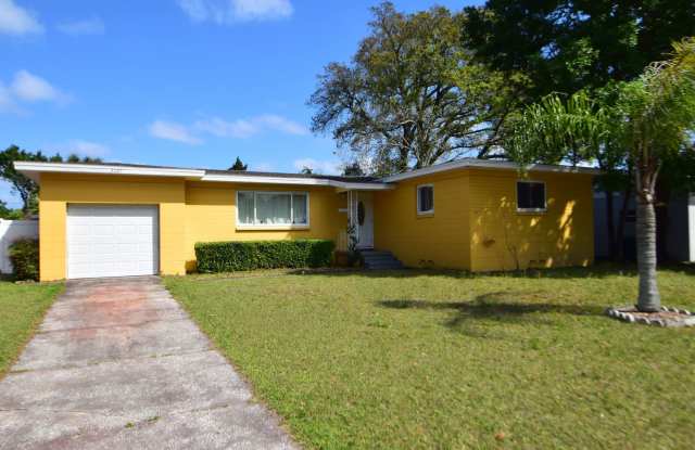 Wonderful Home in the Heart of My Old Arlington 3/2 with fenced yard - 3147 Cristo Lane, Jacksonville, FL 32277