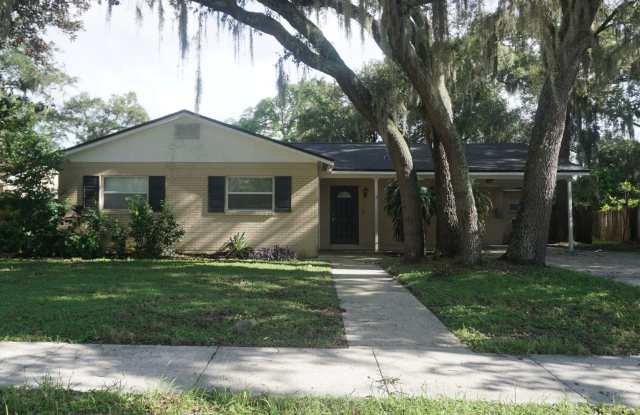 Photo of Four Bed - Three Bath - Large Storage Area - No HOA