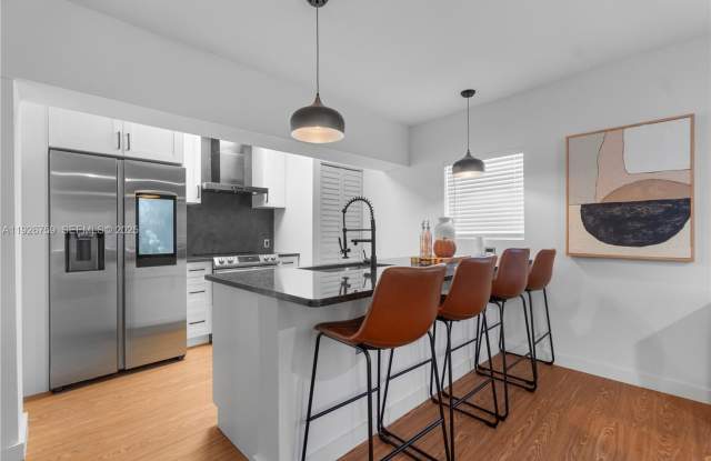 1428 NE 153RD TER NORTH MIAMI BEACH, FL 33162