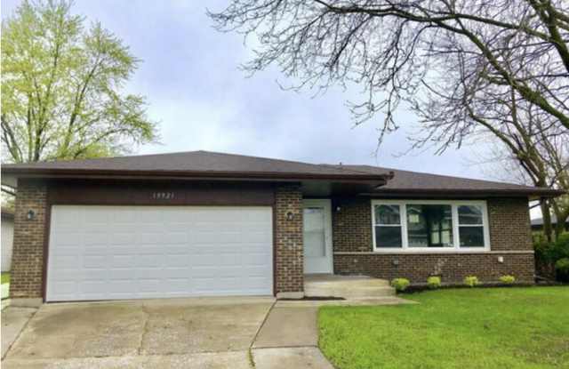 19921 Brook Avenue - 19921 Brook Avenue, Lynwood, IL 60411