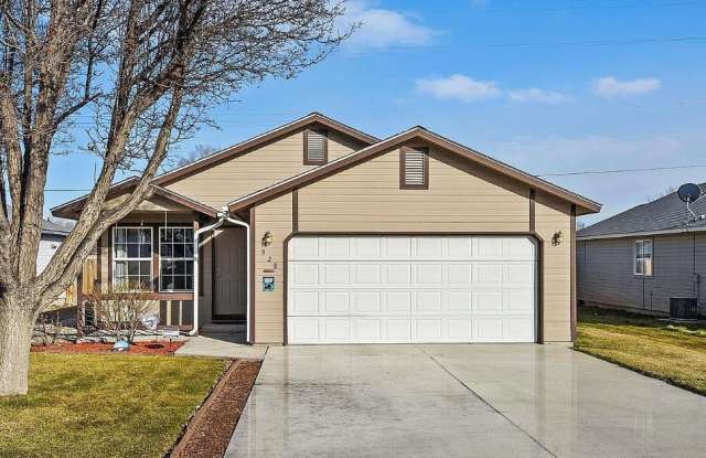 Photo of 928 Aspen Grove Street