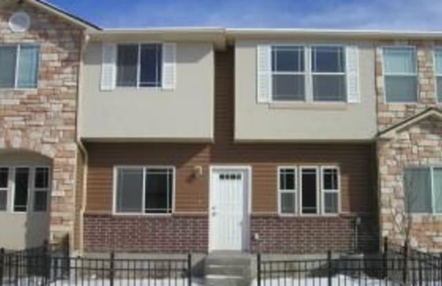 1521 N 420 W #102 - 1 - 1521 420 West, Logan, UT 84341