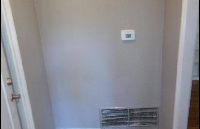 1400 S Taylor Street