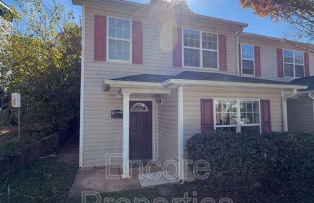 Photo of 2004 Hart Street