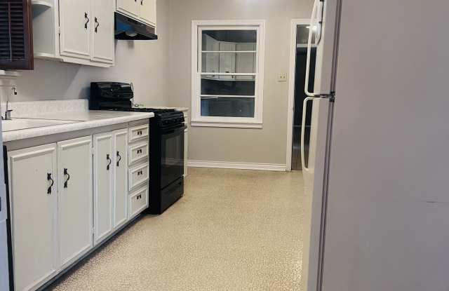 2013 South Milam Street