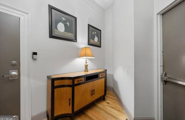 522 Cherry Street unit: 102