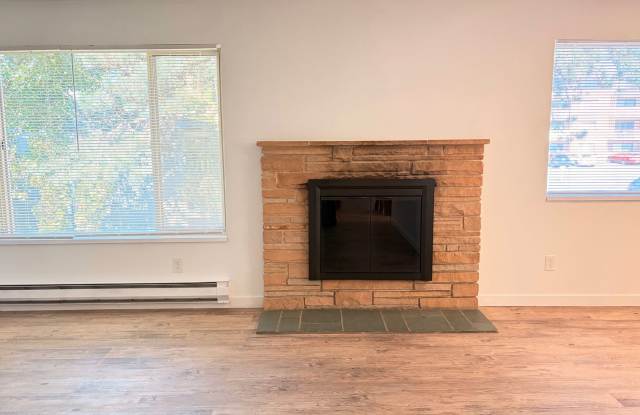 Photo of Brick &amp; Mortar