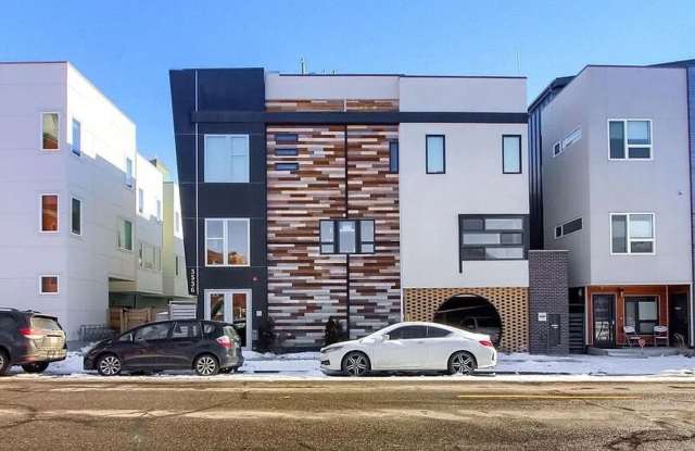 Modern LoHi Living with Rooftop Deck & City Views!!