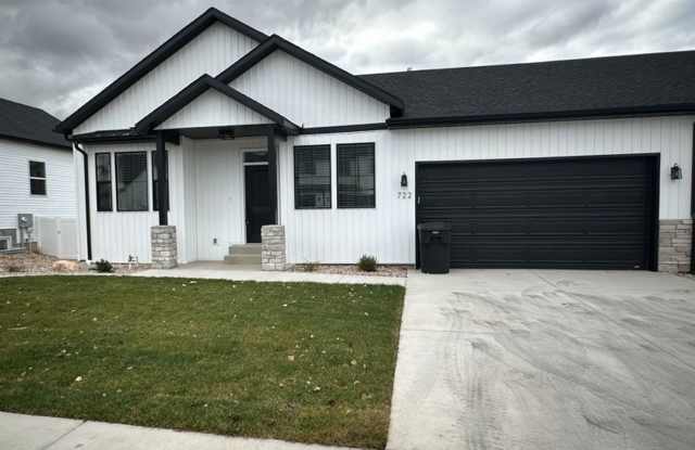 Photo of 714 S Liberty Cove Dr., Cedar City, UT 84720