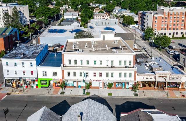 157-161 Post Ave unit: 305