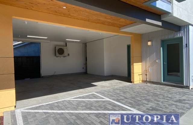 Newly Built 3Bd/2Ba Townhouse Style Home with Office/Den and Garage- Centrally Located, Easy Commute