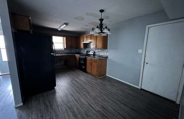 **Coming soon**Come take a look at this 3-bedroom 1-bath home close to Tech.