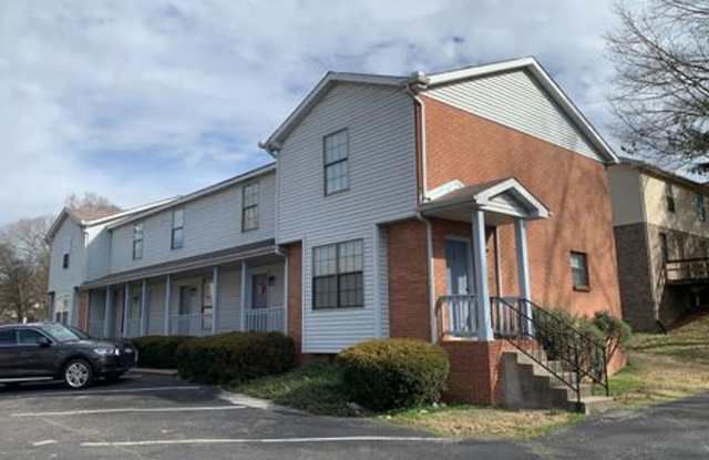 1510 W. Knollwood Cir