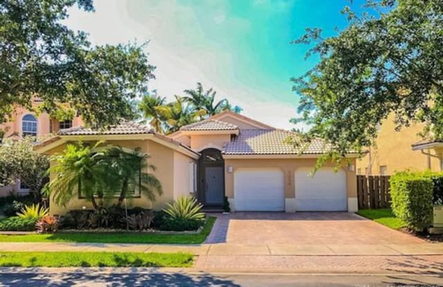 7054 Northwest 107th Place - 7054 Northwest 107th Place, Doral, FL 33178