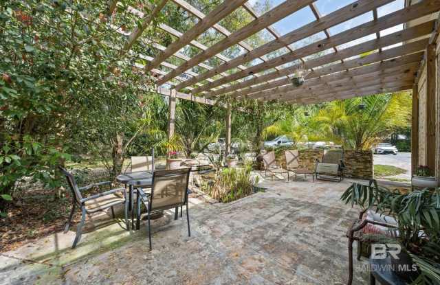 18633 Twin Beach Road