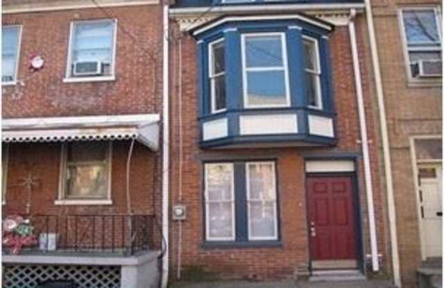 118 S. Pershing Ave.