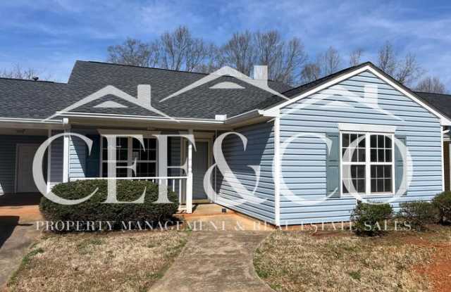 828 West Emerald Springs Drive