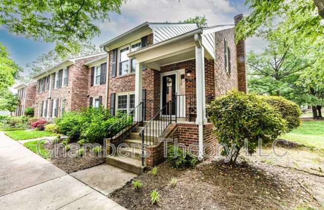2536 S Arlington Mill Dr