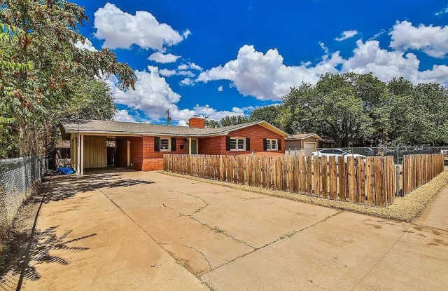 2714 40th Street - 2714 40th Street, Lubbock, TX 79413