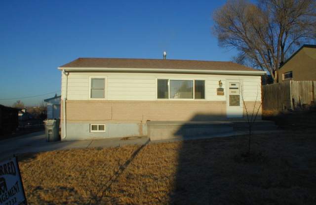 5308 Seslar Ave - 5308 Seslar Avenue, Cheyenne, WY 82009