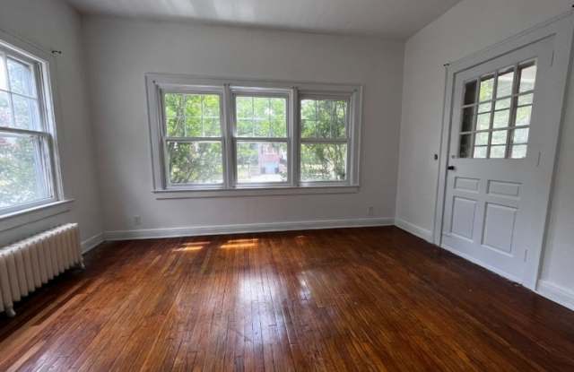 921 Watchung Ave