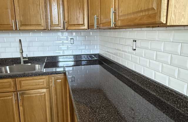 39 Maynard Street#3W