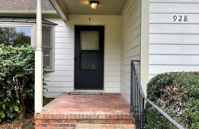 Photo of 928 Chatfield Dr - Chatfield928B