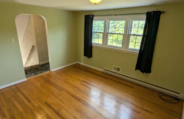 4094 LYCOMING MALL Drive