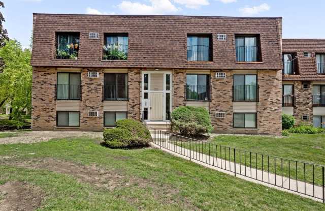 170 S Waters Edge Drive S