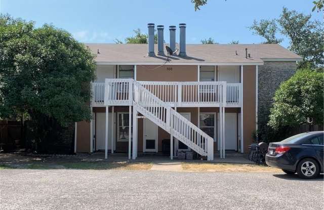 300 Algerita Drive