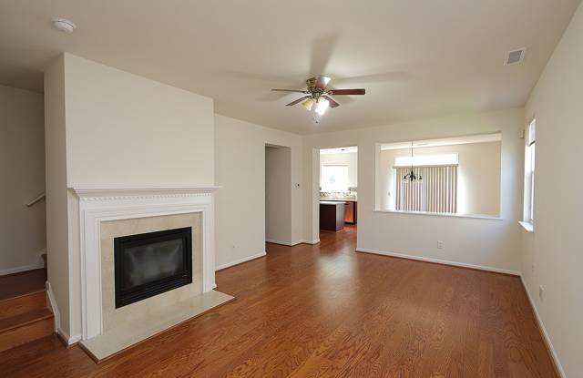 Spacious Home in Superb Cary Location *Amberly Community*