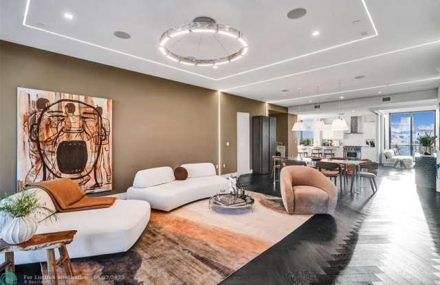 Photo of 20 Isle Of Venice Dr, Penthouse 2