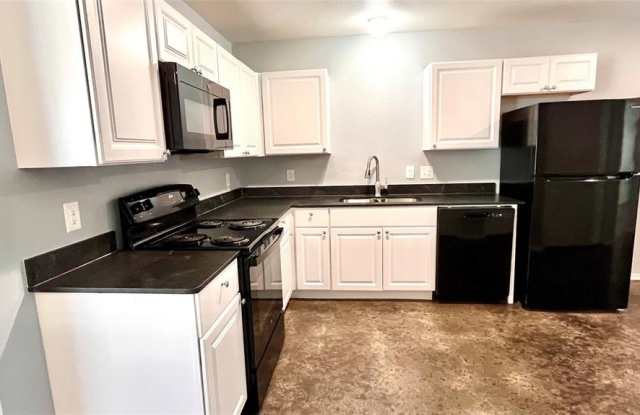 905 W Seventh Street