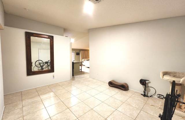 4 bedroom, 2 bath in Ocotillo subdivision