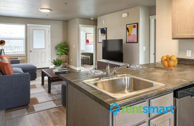 1515 South Avenue West