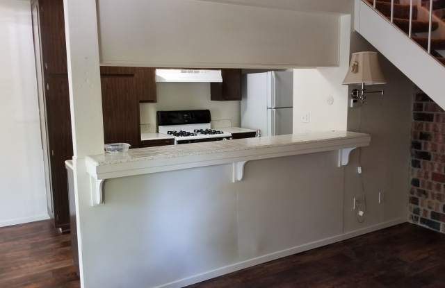 2 bedroom 1 bathroom Condo in North Davis