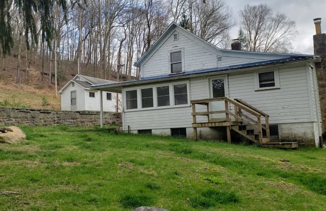 873 Opekiska Rd - 873 County Route 36, Monongalia County, WV 26554