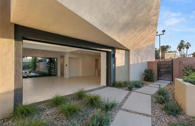 7385 Heron Canyon Court