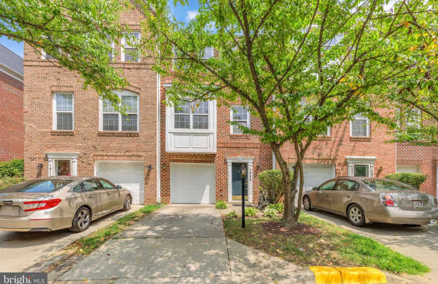 Photo of 1809 SPANISH OAK Lane