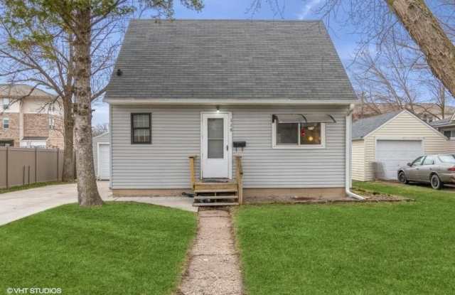 118 South Franklin Avenue