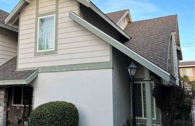 1938 W Culver Avenue