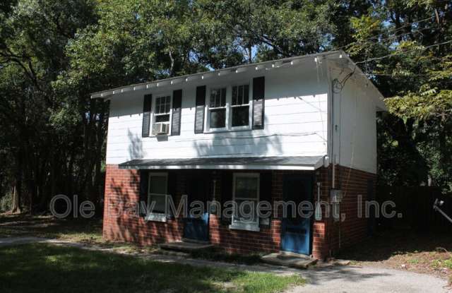 2305-A Hillwood Dr S